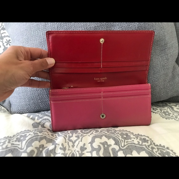 Kate Spade Wallet - Picture 2 of 5